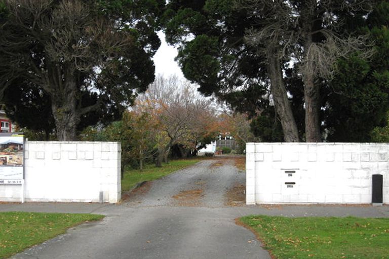 Photo of property in 26a Winters Road, Redwood, Christchurch, 8051