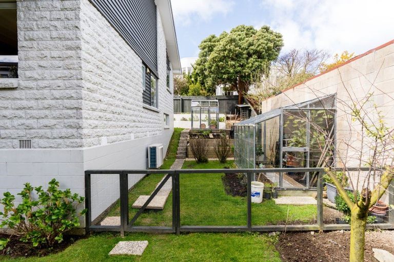 Photo of property in 11 Braeburn Street, Vauxhall, Dunedin, 9013