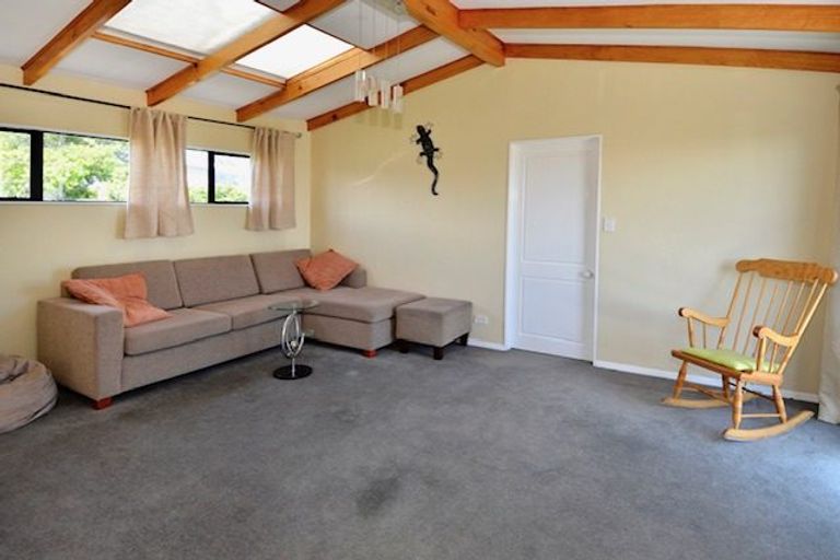Photo of property in 1/94 Jutland Road, Hauraki, Auckland, 0622