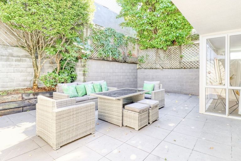 Photo of property in 40a Cashmere Avenue, Khandallah, Wellington, 6035