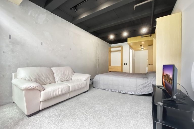 Photo of property in Vedado Apartments, 208/41 Hopper Street, Mount Cook, Wellington, 6011