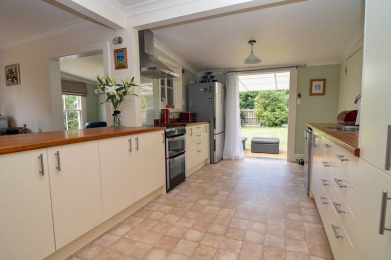 Photo of property in 15 Howard Street, Carterton, 5713