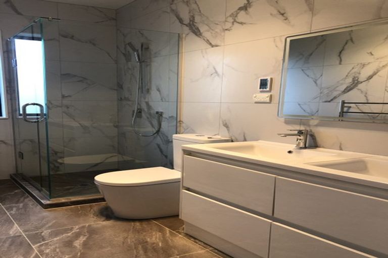 Photo of property in 8 Turret Lane, Hobsonville, Auckland, 0616