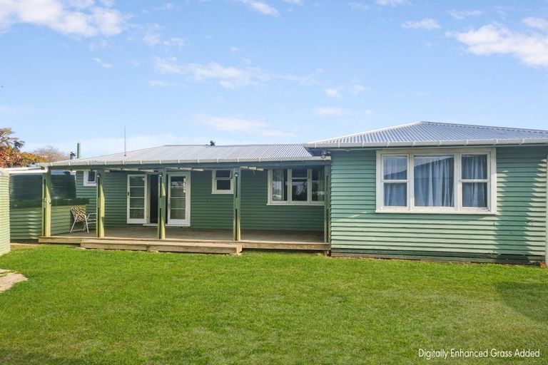 Photo of property in 10 Atkins Street, Patutahi, Gisborne, 4072