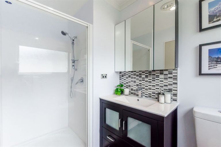 Photo of property in 10 Matuhi Street, Waikanae, 5036