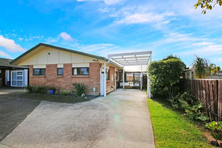 Photo of property in 8a Moorea Place, Mount Maunganui, 3116