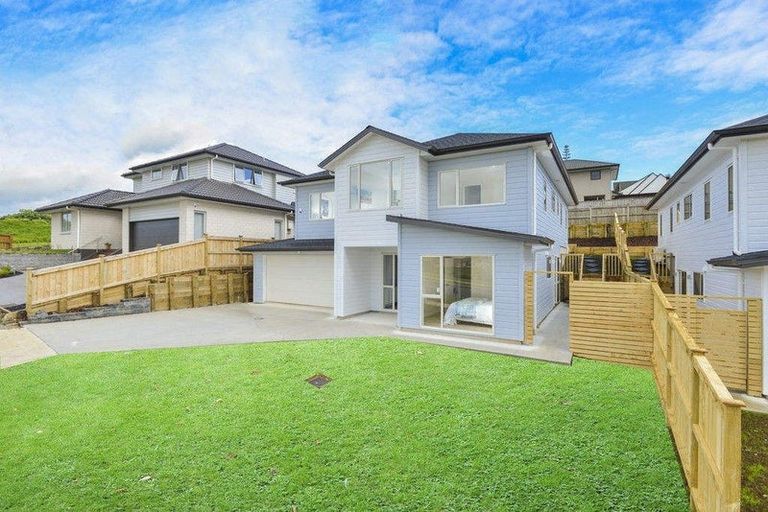 Photo of property in 4 Regis Park Drive, Pukekohe, 2120
