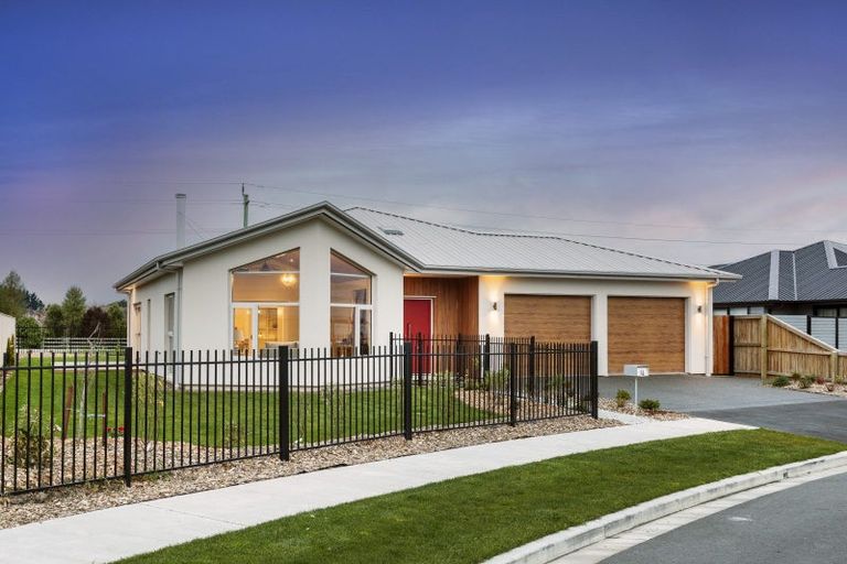 Photo of property in 48 Candlesticks Crescent, Lincoln, 7608