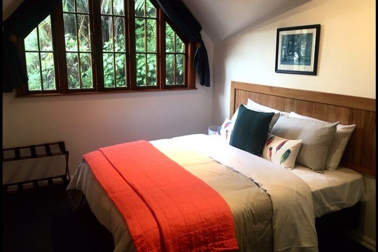 Photo of property in 56 Holloway Road, Aro Valley, Wellington, 6021