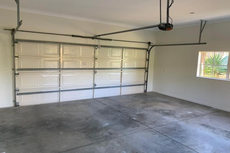 Photo of property in 154 Awa Road, Kumeu, 0891