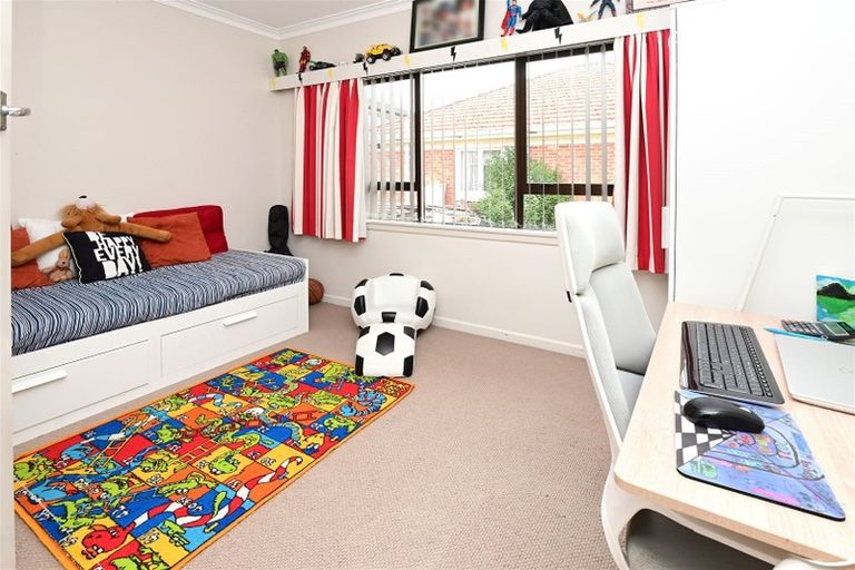 Photo of property in 1 Miami Street, Mangere East, Auckland, 2024