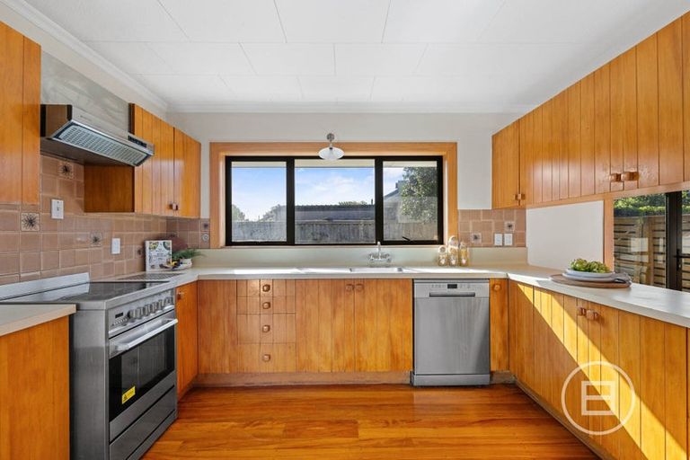 Photo of property in 29 Brent Place, Papanui, Christchurch, 8053