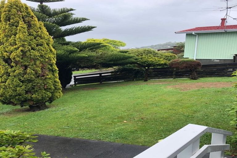 Photo of property in 87 Spinnaker Drive, Whitby, Porirua, 5024