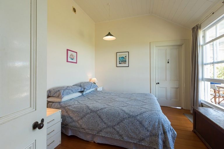 Photo of property in 2 Paua Place, Aramoana, Omakere, 4271