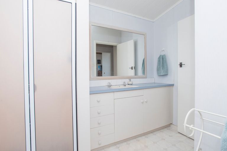 Photo of property in 6 Grant Road, Whataupoko, Gisborne, 4010