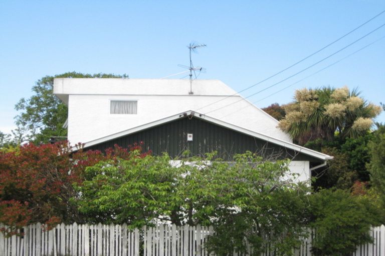 Photo of property in 61 Cuffs Road, Wainoni, Christchurch, 8061