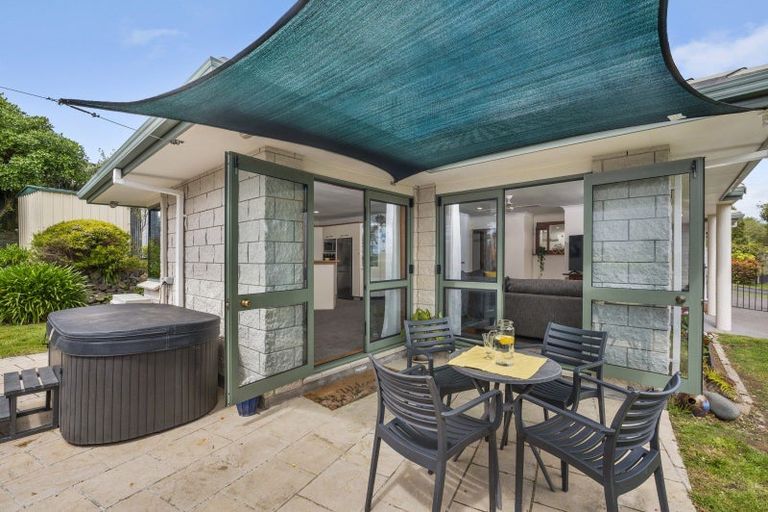 Photo of property in 30 Summerhaven Place, Ohauiti, Tauranga, 3112