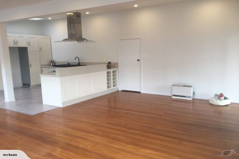 Photo of property in 46 Tairere Crescent, Rosehill, Papakura, 2113