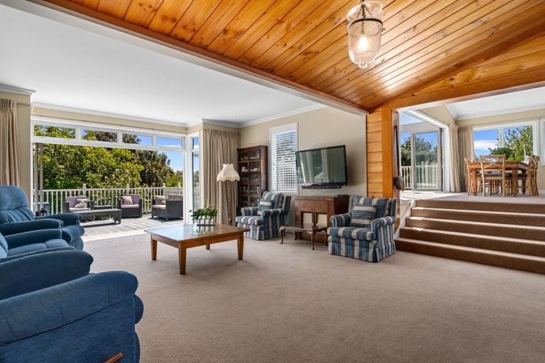 Photo of property in 47 Waikite Road, Welcome Bay, Tauranga, 3112