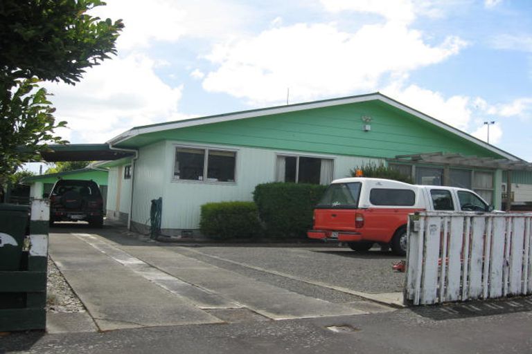 Photo of property in 6 Tudor Road, Pahiatua, 4910