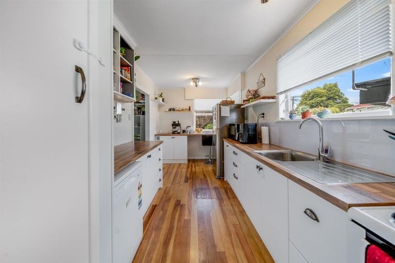 Photo of property in 17 Chelmsford Street, Silverdale, Hamilton, 3216