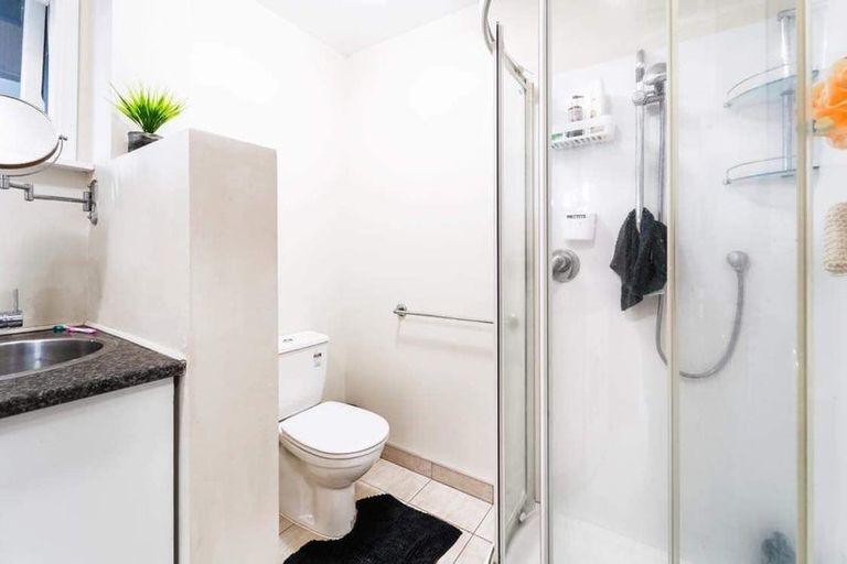 Photo of property in 56 Beulah Avenue, Rothesay Bay, Auckland, 0630