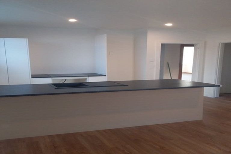 Photo of property in 1-2/2 Lisava Avenue, Seaview, Timaru, 7910