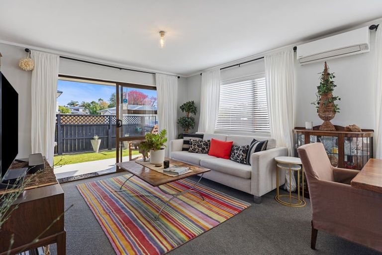 Photo of property in 1 Karaka Road, Otumoetai, Tauranga, 3110