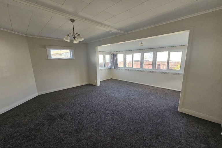 Photo of property in 143 Rongotai Road, Kilbirnie, Wellington, 6022