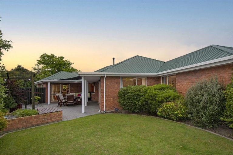 Photo of property in 19 Matthews Street, Kaiapoi, 7630