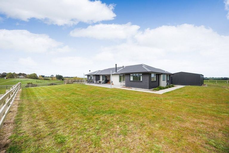 Photo of property in 234 Sandon Road, Feilding, 4779