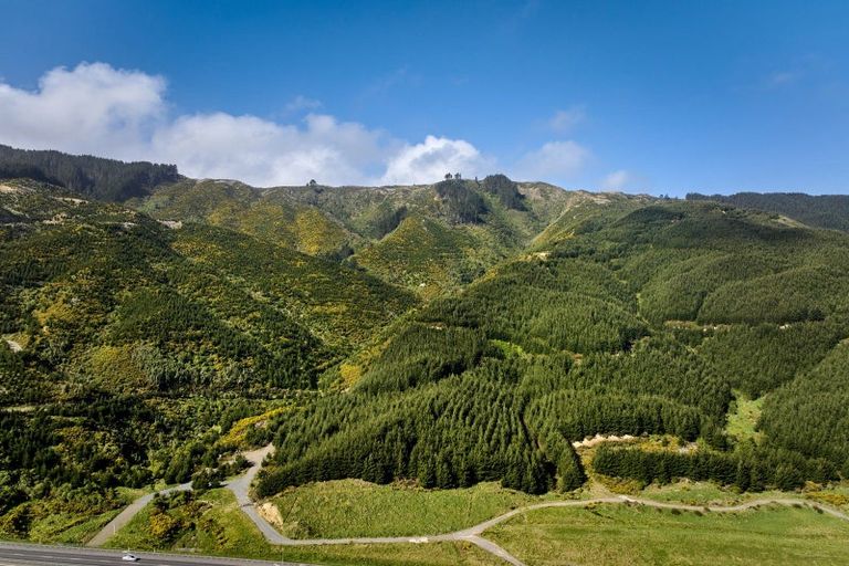 Photo of property in 850a Paekakariki Hill Road, Paekakariki Hill, Porirua, 5381