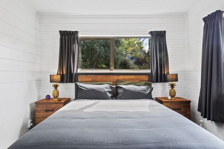 Photo of property in 2/105 Weldene Avenue, Glenfield, Auckland, 0629