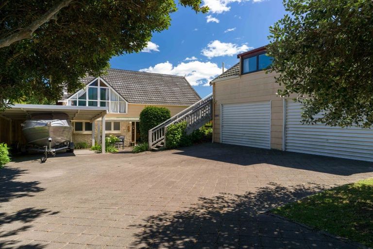 Photo of property in 94 Town Point Road, Maketu, Te Puke, 3189