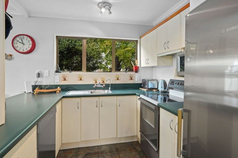 Photo of property in 16 Newman Avenue, Brightwater, 7022