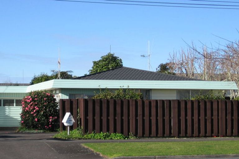 Photo of property in 110a Sandwich Road, St Andrews, Hamilton, 3200