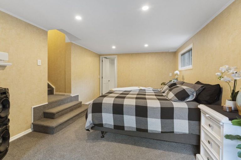 Photo of property in 86a Winara Avenue, Waikanae, 5036