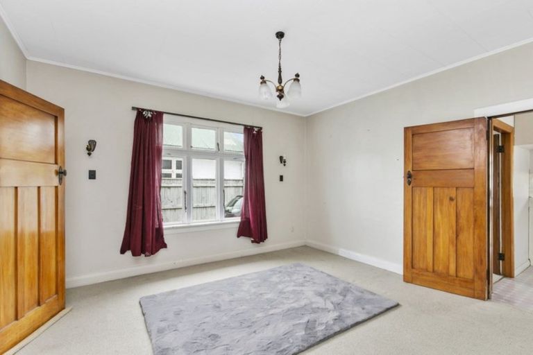 Photo of property in 36 Argentine Avenue, Miramar, Wellington, 6022