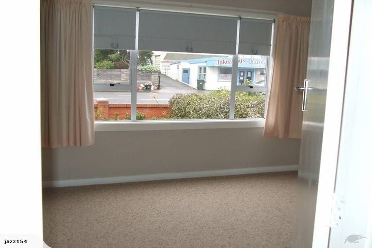 Photo of property in 11 Mana Esplanade, Paremata, Porirua, 5026