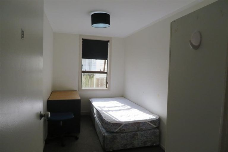 Photo of property in 35 Bay Street, Petone, Lower Hutt, 5012