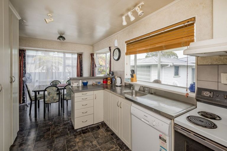 Photo of property in 4 Cornwall Street, Levin, 5510