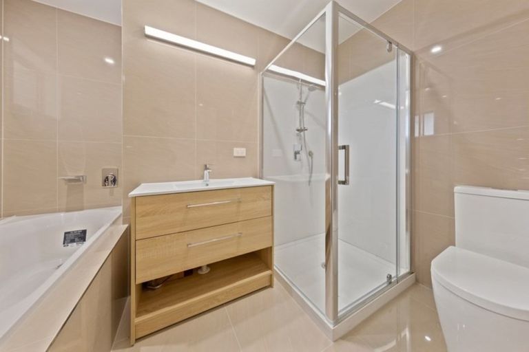 Photo of property in 4 Whakapono Road, Pukekohe, 2120