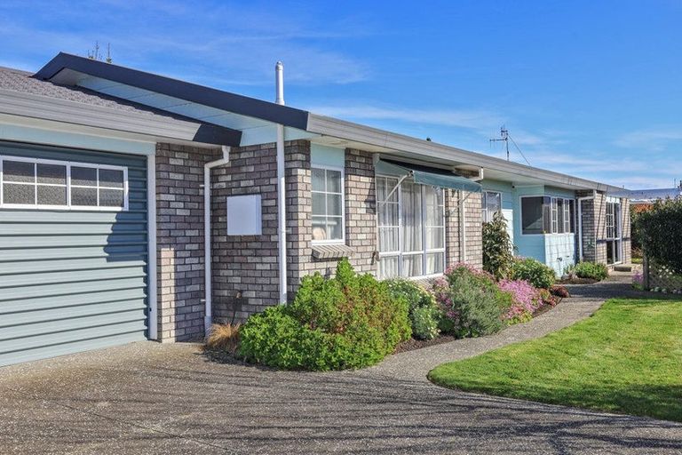 Photo of property in 1229 Louie Street, Parkvale, Hastings, 4122