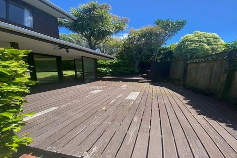Photo of property in 3 Aintree Grove, Churton Park, Wellington, 6037