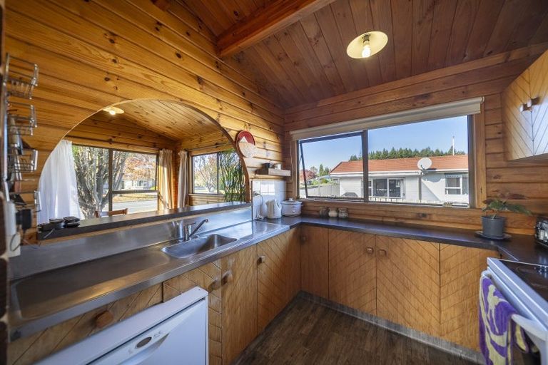 Photo of property in 66 Luxmore Drive, Te Anau, 9600