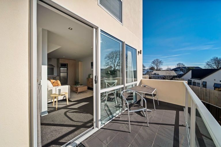 Photo of property in Merivale Manor Townhouse, 123d Papanui Road, Merivale, Christchurch, 8014