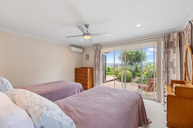 Photo of property in 32 Kereru Place, Pyes Pa, Tauranga, 3112