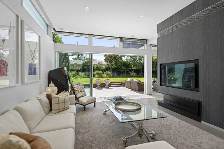 Photo of property in 53 Hawthorne Street, Strowan, Christchurch, 8052