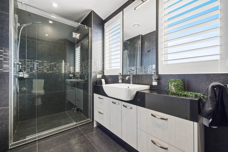 Photo of property in 17 Meteor Road, Hobsonville, Auckland, 0616