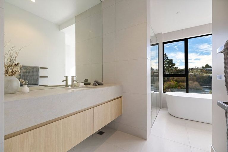 Photo of property in 11b William Rees Place, Kawarau Falls, Queenstown, 9300